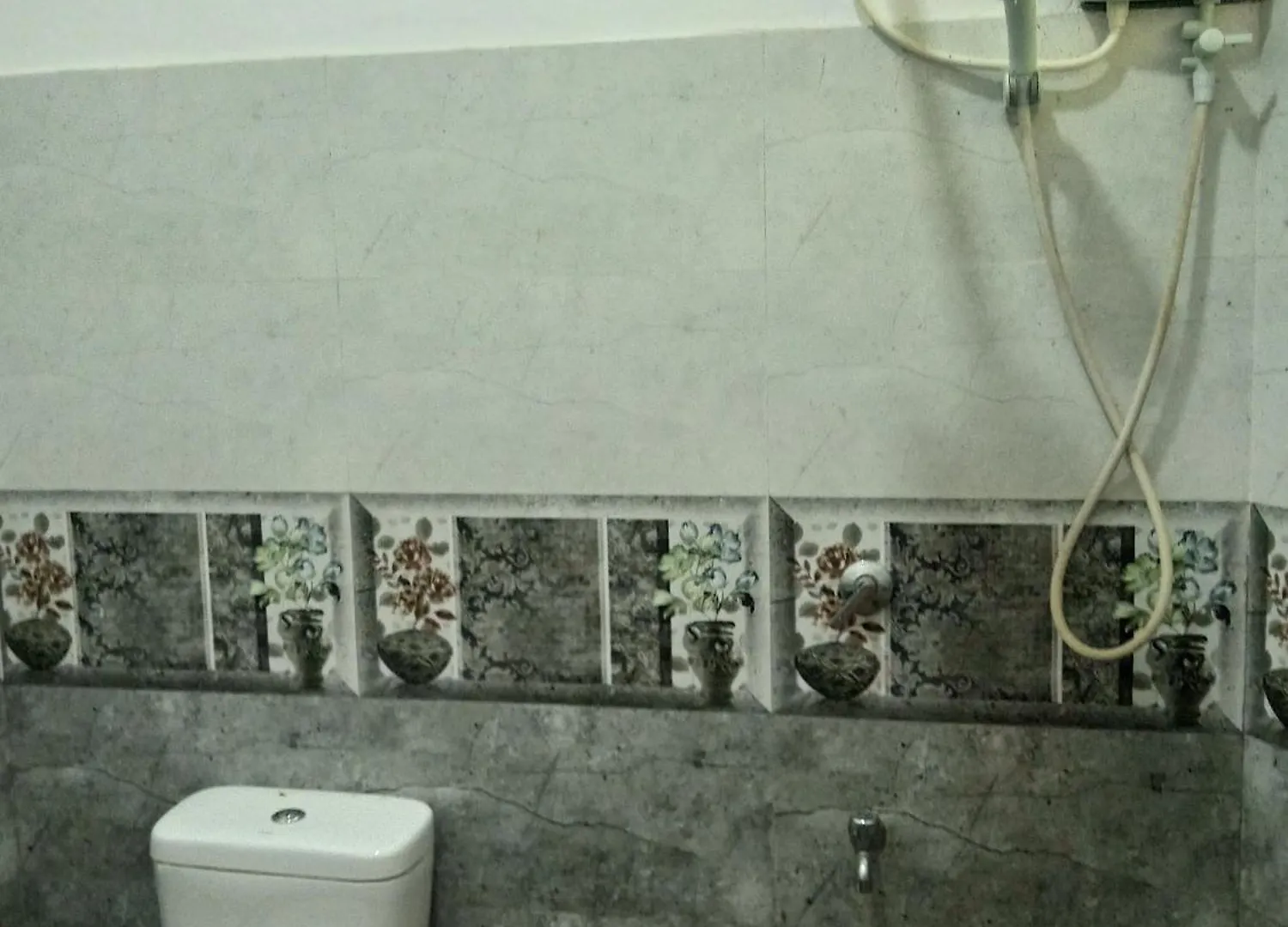 Travel With Roshan Arround Kandy Guest house