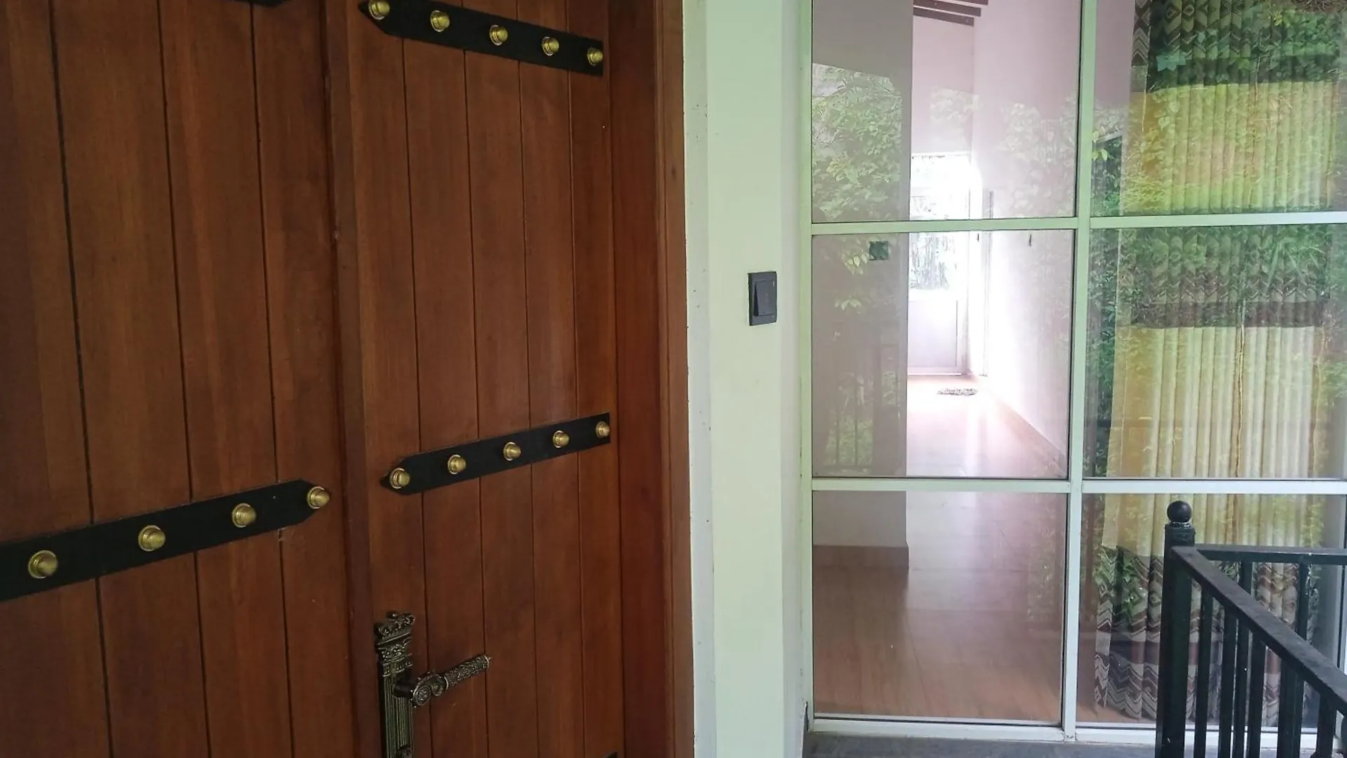 Guest house Travel With Roshan Arround Kandy