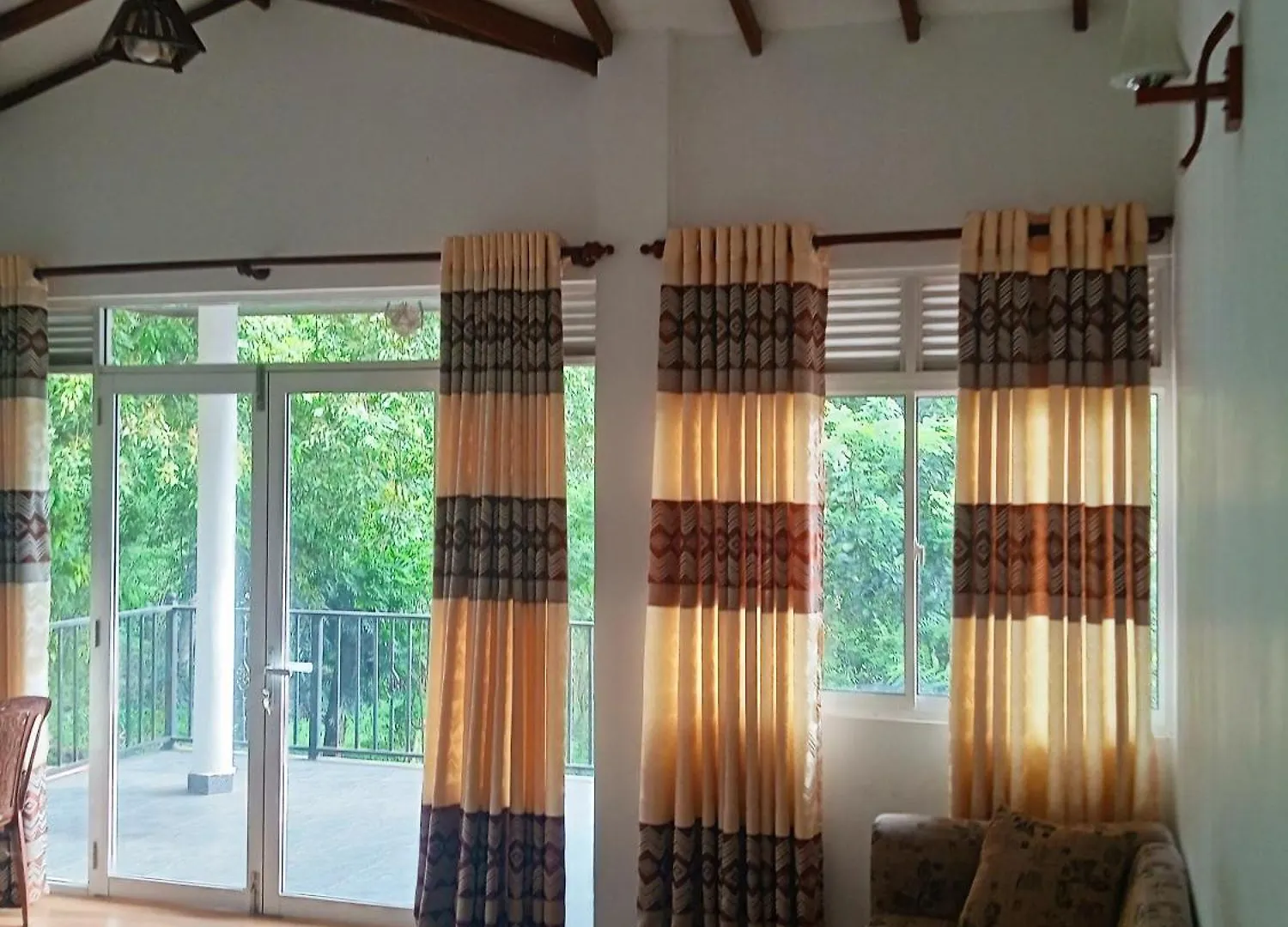 Guest house Travel With Roshan Arround Kandy